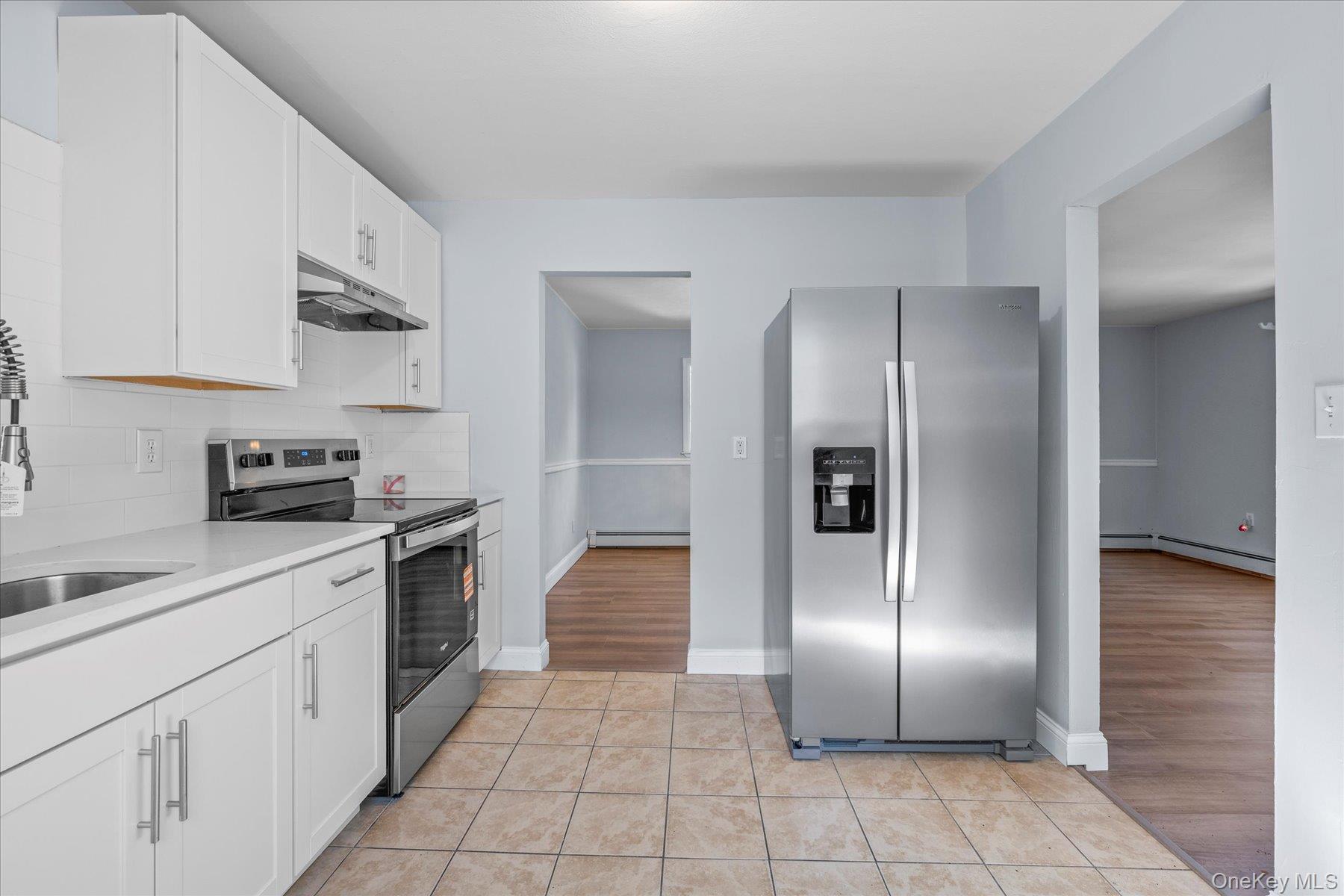 Mastic, New York, 11950, United States, 5 Bedrooms Bedrooms, ,2 BathroomsBathrooms,Residential,For Sale,1902791