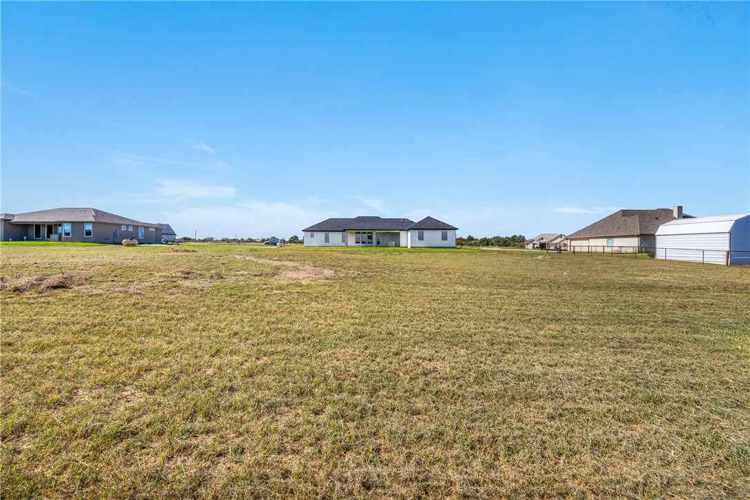 Bryan, Texas, 77808, United States, 3 Bedrooms Bedrooms, ,3 BathroomsBathrooms,Residential,For Sale,1984119