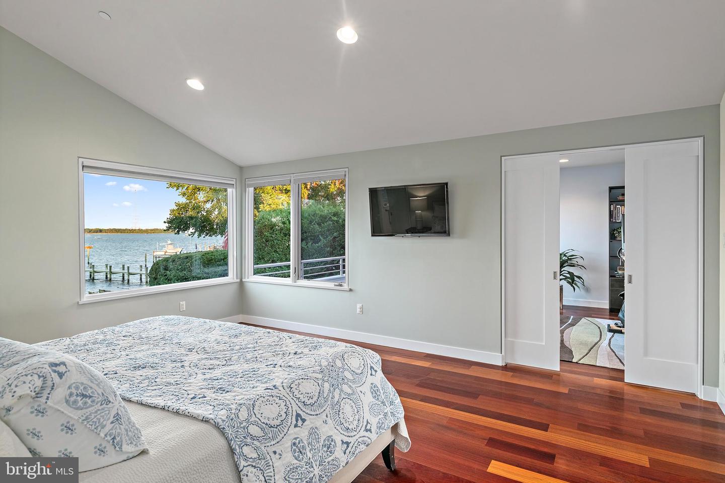 Annapolis, Maryland, 21403, United States, 4 Bedrooms Bedrooms, ,3 BathroomsBathrooms,Residential,For Sale,1950793