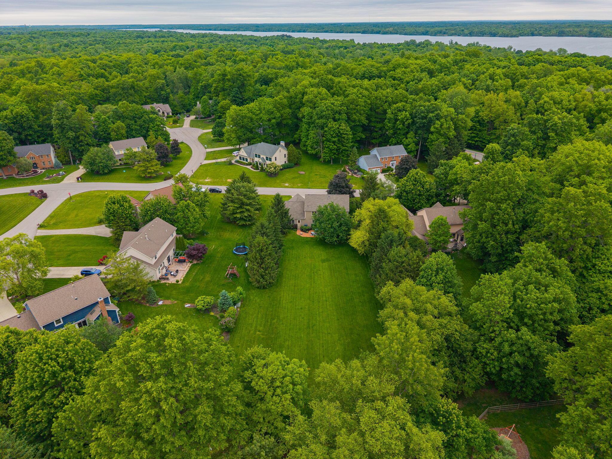 Lewis Center, Ohio, 43035, United States, 4 Bedrooms Bedrooms, ,2 BathroomsBathrooms,Residential,For Sale,2048697