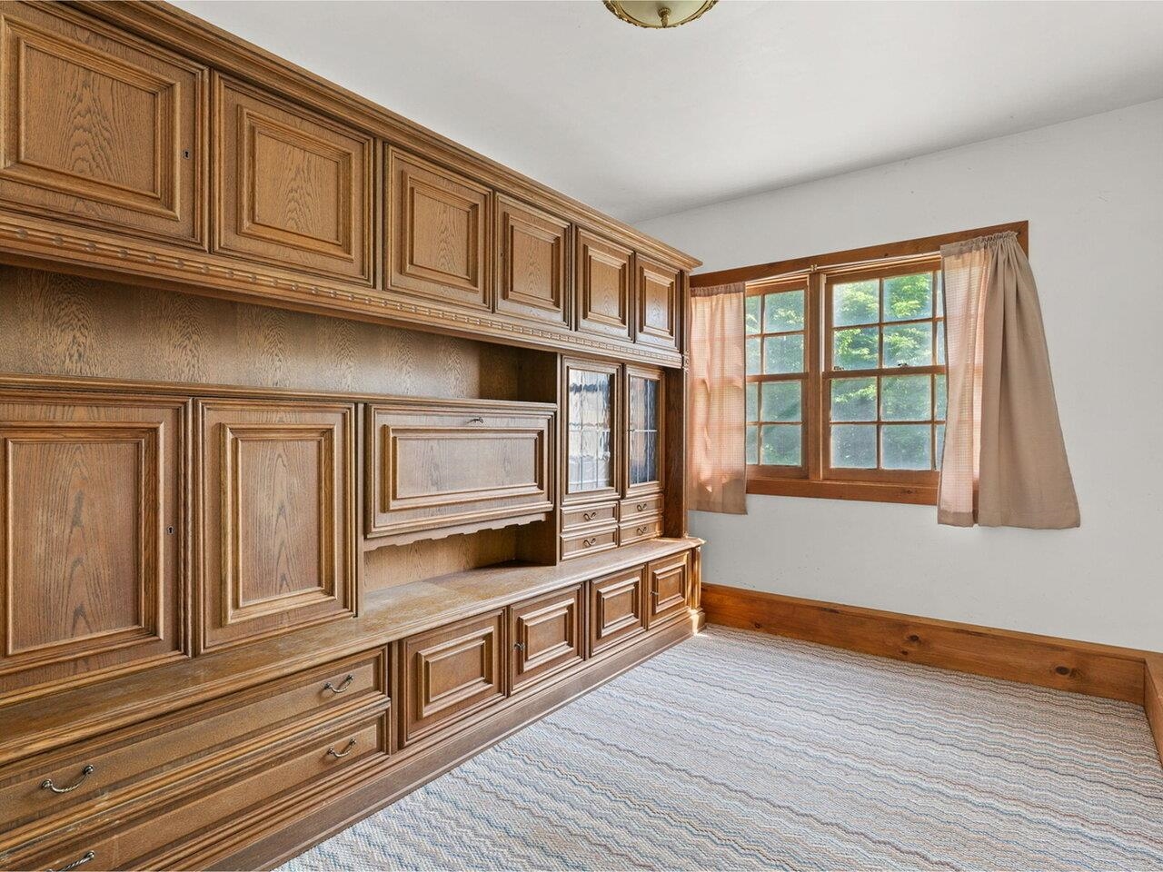 Randolph, Vermont, 05060-9095, United States, 4 Bedrooms Bedrooms, ,2 BathroomsBathrooms,Residential,For Sale,1925913