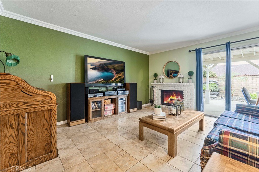 Duarte, California, 91010, United States, 4 Bedrooms Bedrooms, ,3 BathroomsBathrooms,Residential,For Sale,1849281