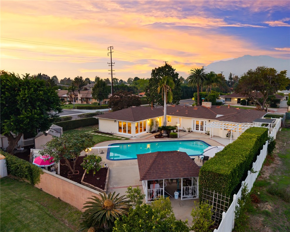 Arcadia, California, 91007, United States, 3 Bedrooms Bedrooms, ,2 BathroomsBathrooms,Residential,For Sale,1989649