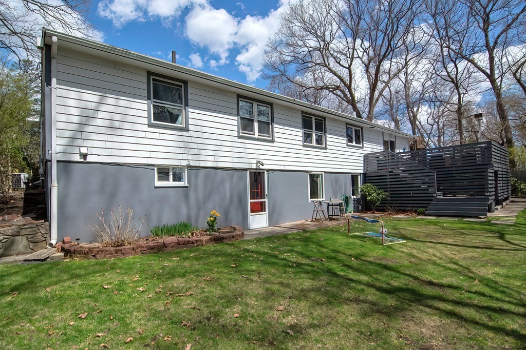 Dedham, Massachusetts, 02026, United States, 3 Bedrooms Bedrooms, ,2 BathroomsBathrooms,Residential,For Sale,1945023
