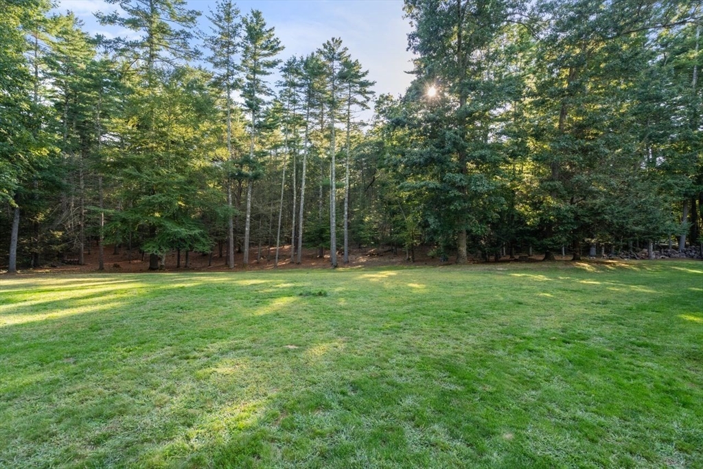Halifax, Massachusetts, 02338, United States, 3 Bedrooms Bedrooms, ,3 BathroomsBathrooms,Residential,For Sale,1938860