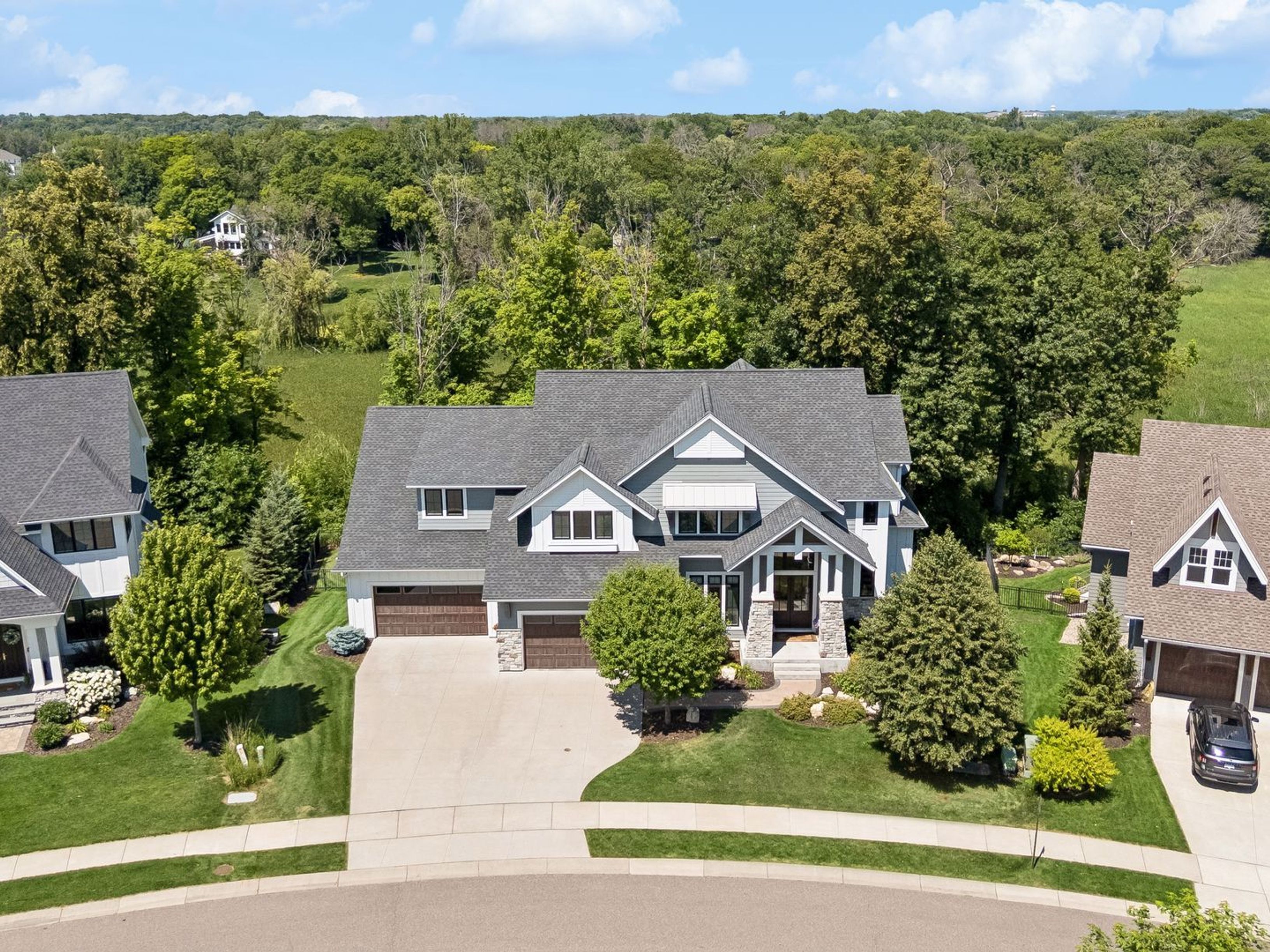  Luxury Living in Prestigious Woodland Hill Preserve - 物件實景