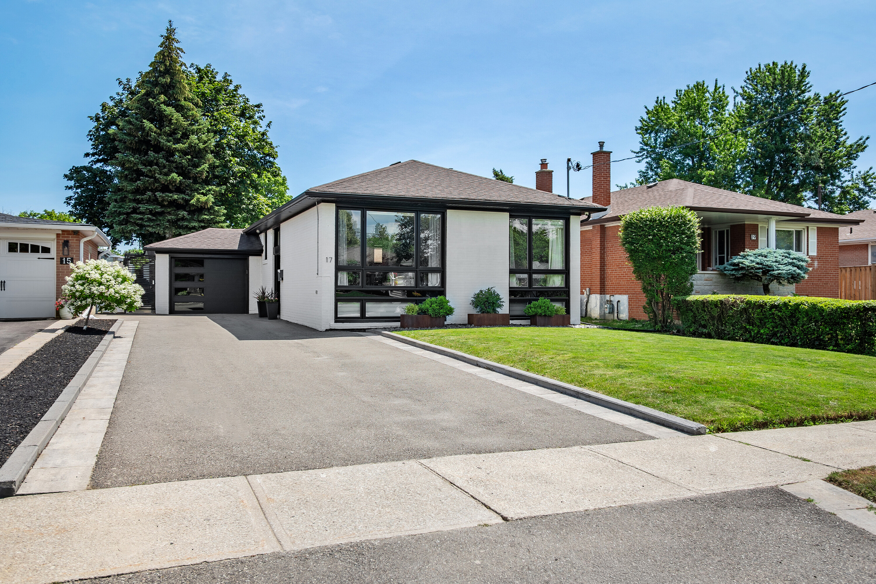  Exceptional Eringate Home - 物件實景