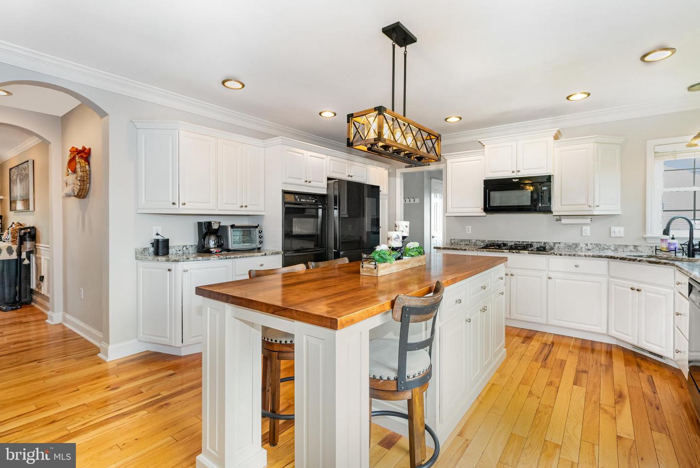 Mechanicsburg, Pennsylvania, 17050, United States, 5 Bedrooms Bedrooms, ,4 BathroomsBathrooms,Residential,For Sale,1926298