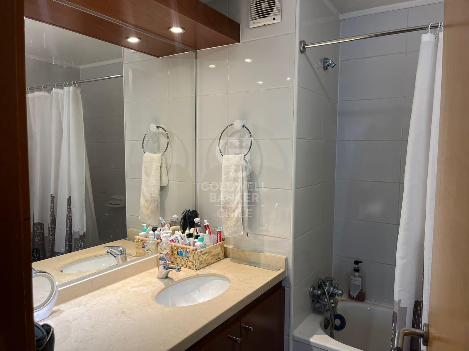 Las Condes, Chile, 3 Bedrooms Bedrooms, ,3 BathroomsBathrooms,Residential,For Sale,1927279