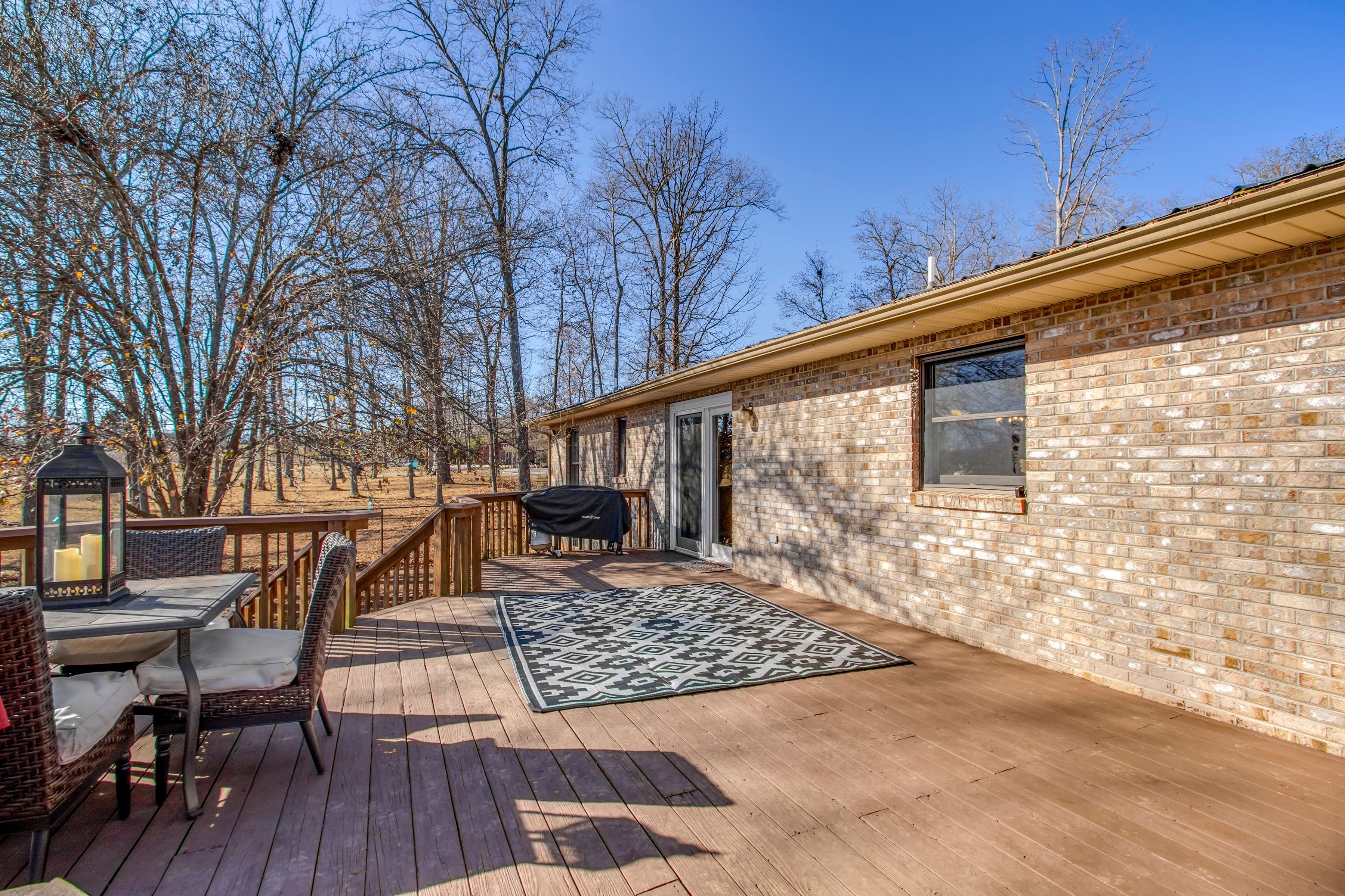 Loudon, Tennessee, 37774, United States, 3 Bedrooms Bedrooms, ,3 BathroomsBathrooms,Residential,For Sale,2011401