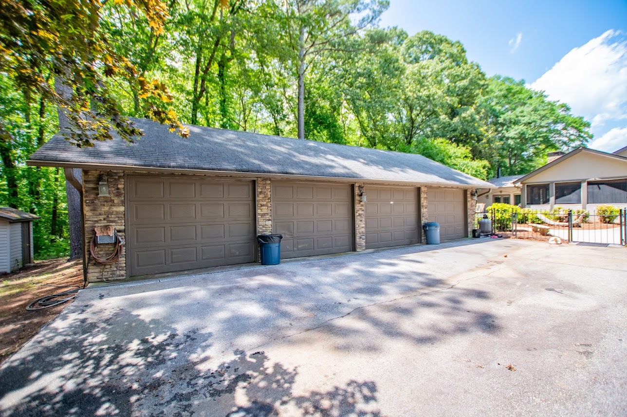 Douglasville, Georgia, 30134, United States, 4 Bedrooms Bedrooms, ,3 BathroomsBathrooms,Residential,For Sale,1937558