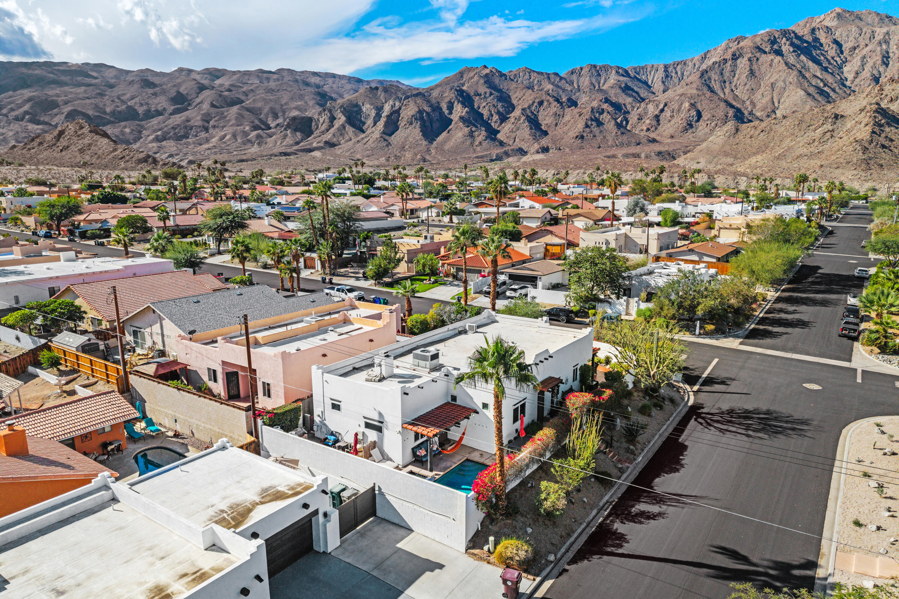 La Quinta, California, 92253, United States, 3 Bedrooms Bedrooms, ,2 BathroomsBathrooms,Residential,For Sale,1995878