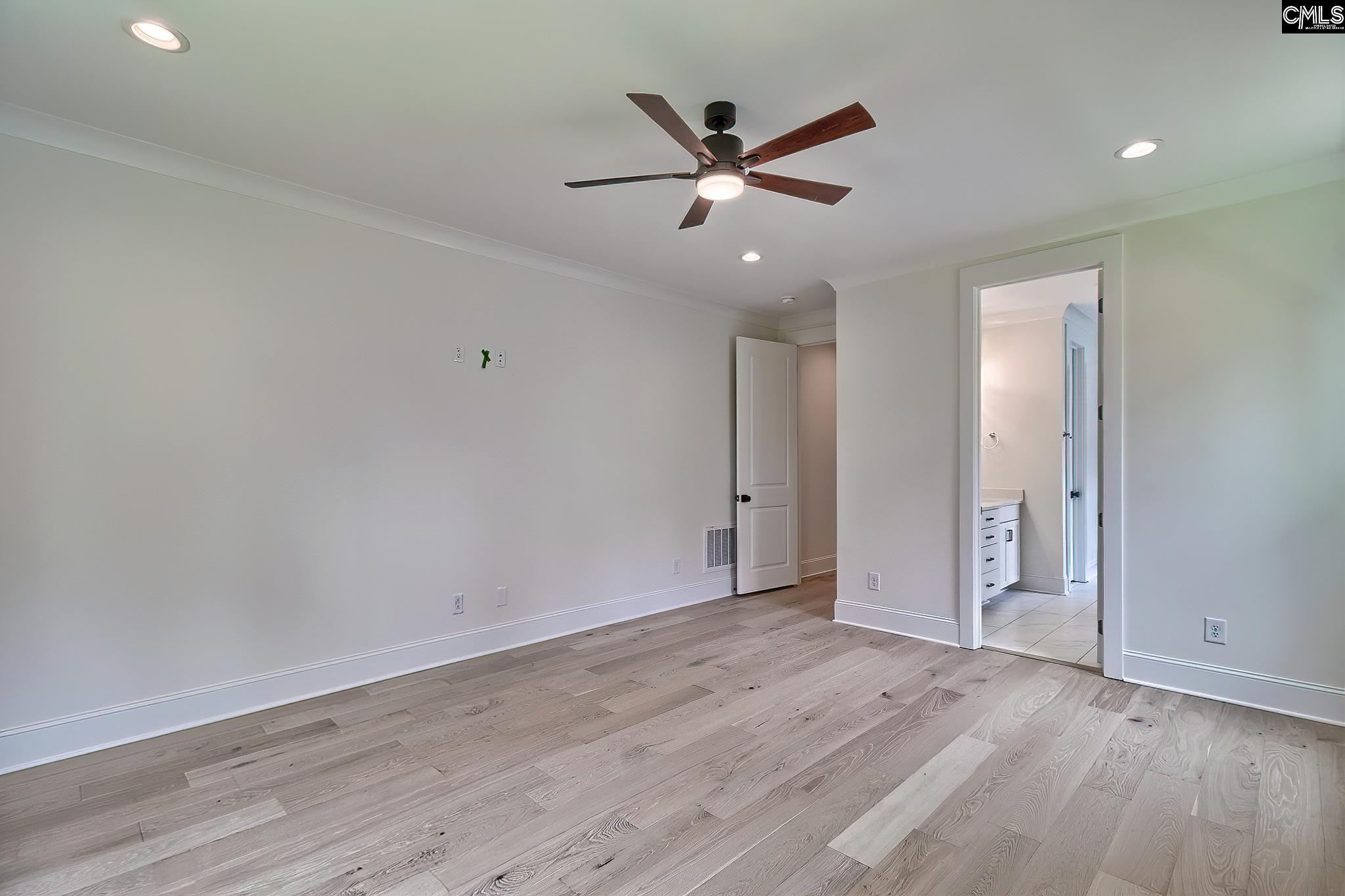 Lexington, South Carolina, 29072, United States, 4 Bedrooms Bedrooms, ,5 BathroomsBathrooms,Residential,For Sale,1857988