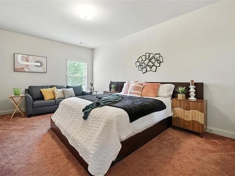 Atlanta, Georgia, 30331, United States, 5 Bedrooms Bedrooms, ,4 BathroomsBathrooms,Residential,For Sale,1933475