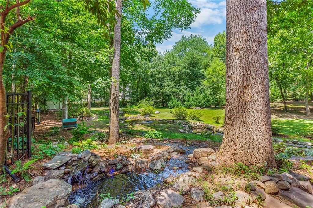 Stokesdale, North Carolina, 27357, United States, 3 Bedrooms Bedrooms, ,3 BathroomsBathrooms,Residential,For Sale,1876526