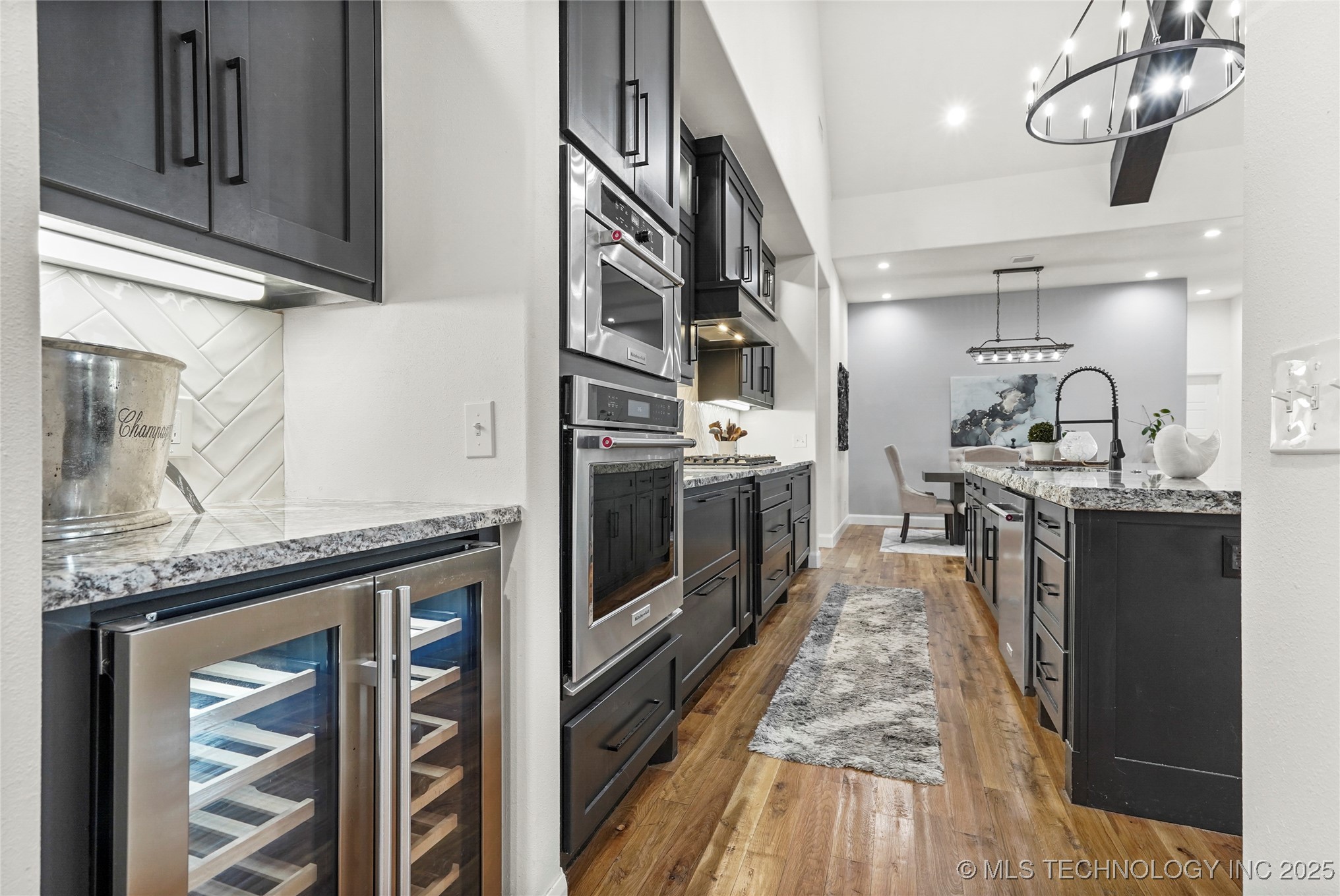 Broken Arrow, Oklahoma, 74014, United States, 3 Bedrooms Bedrooms, ,4 BathroomsBathrooms,Residential,For Sale,1997377