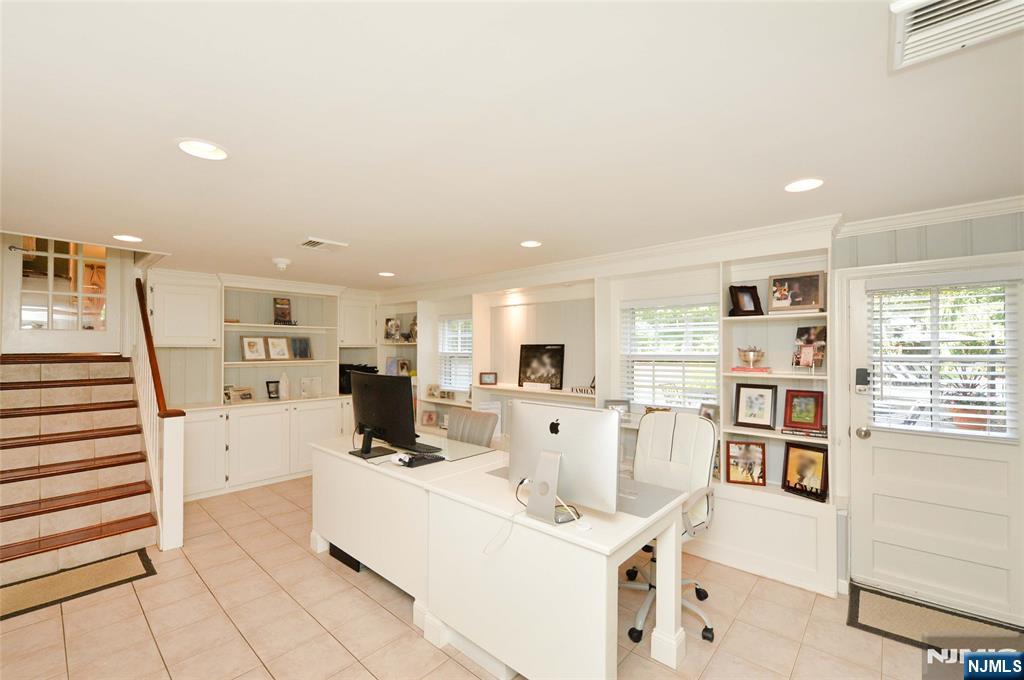 Wyckoff, New Jersey, 07481, United States, 4 Bedrooms Bedrooms, ,3 BathroomsBathrooms,Residential,For Sale,1950847