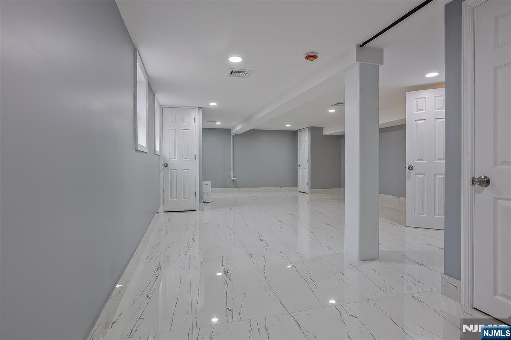 Garfield, New Jersey, 07026, United States, 4 Bedrooms Bedrooms, ,3 BathroomsBathrooms,Residential,For Sale,1964912