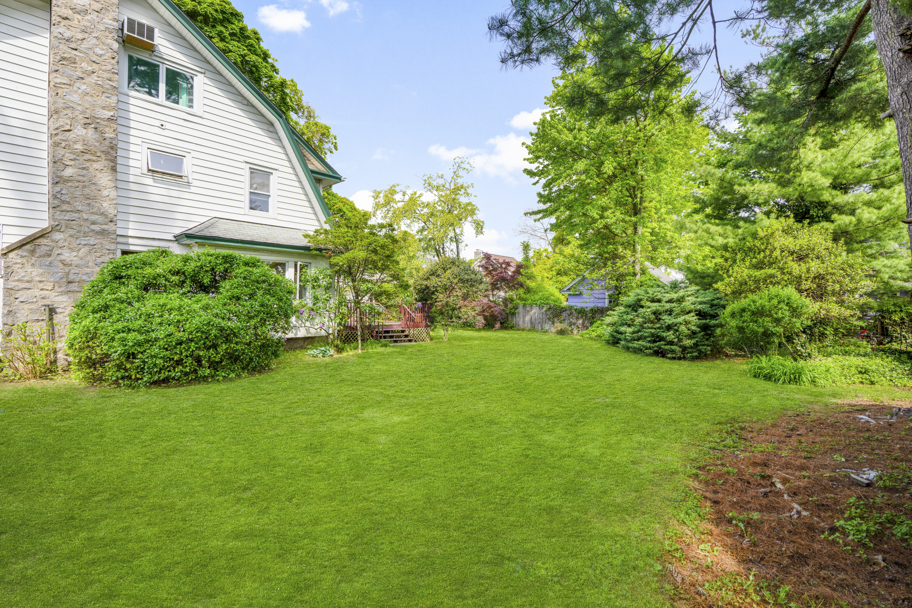 Classic New Rochelle Colonial - 物件實景