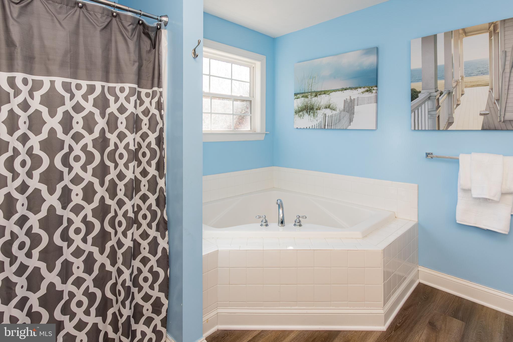 Saint Inigoes, Maryland, 20684, United States, 4 Bedrooms Bedrooms, ,4 BathroomsBathrooms,Residential,For Sale,2005176