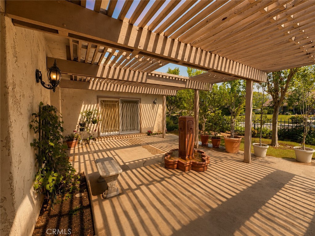 Redlands, California, 92374, United States, 5 Bedrooms Bedrooms, ,4 BathroomsBathrooms,Residential,For Sale,2048523