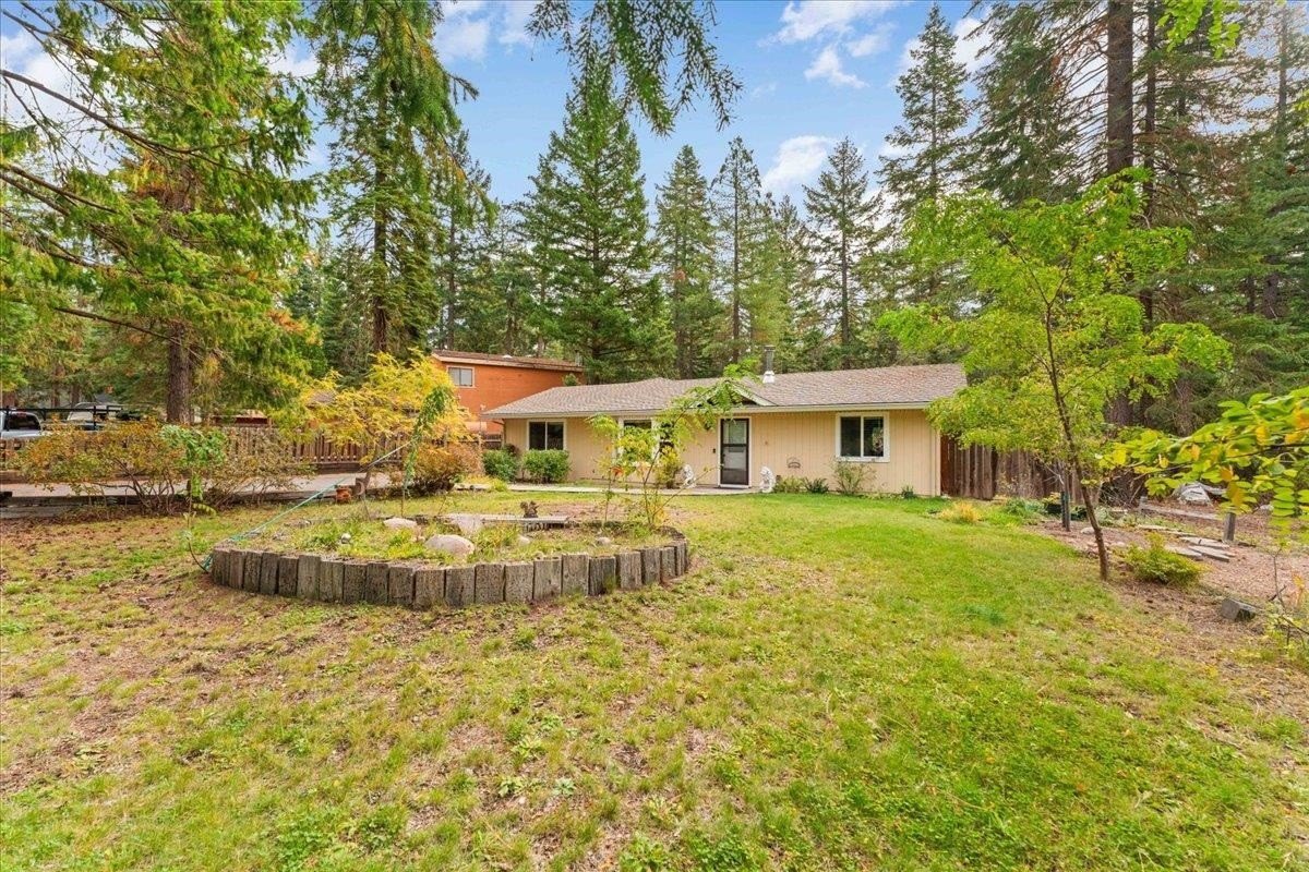 Mt Shasta, California, 96067, United States, 3 Bedrooms Bedrooms, ,2 BathroomsBathrooms,Residential,For Sale,1929082