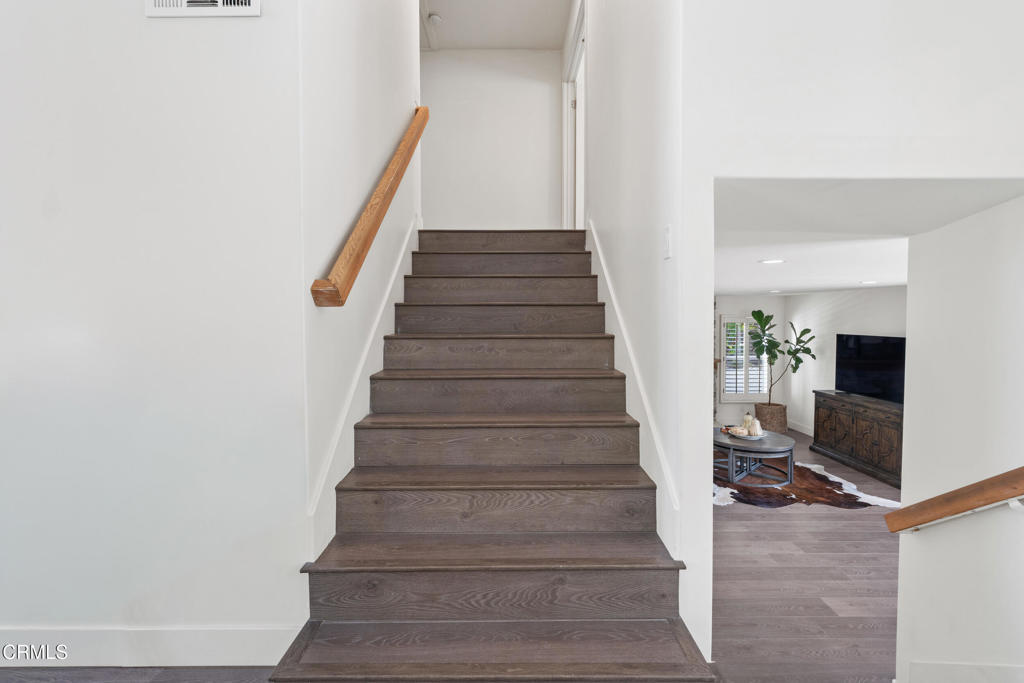 Thousand Oaks, California, 91360, United States, 4 Bedrooms Bedrooms, ,3 BathroomsBathrooms,Residential,For Sale,1974854