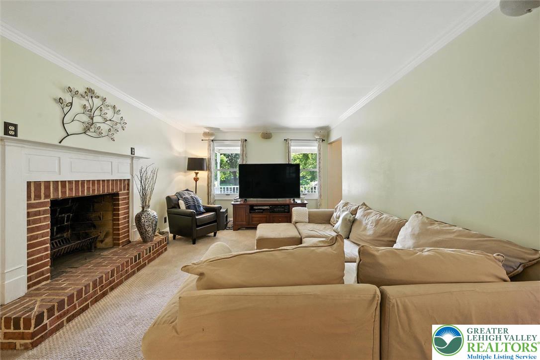 Hanover Twp, Pennsylvania, 18017, United States, 3 Bedrooms Bedrooms, ,3 BathroomsBathrooms,Residential,For Sale,1947788