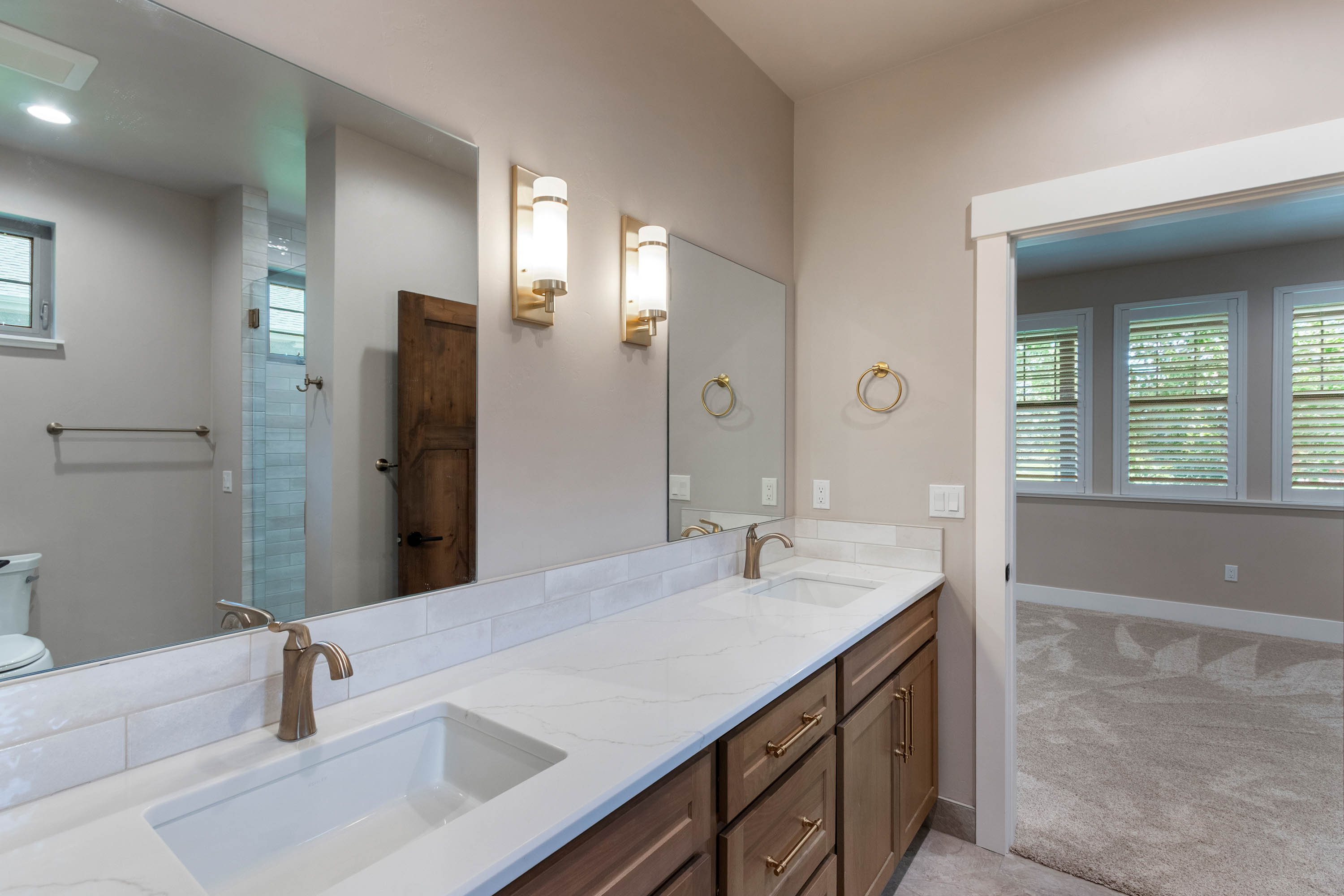 Dover, Idaho, 83825, United States, 3 Bedrooms Bedrooms, ,2 BathroomsBathrooms,Residential,For Sale,2032287