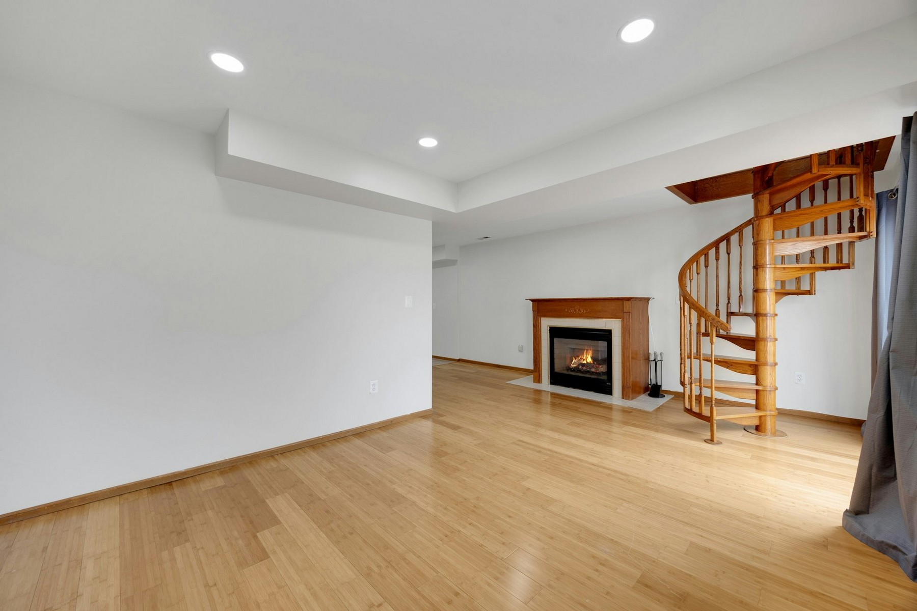  149 Hobart Avenue, Bayonne, NJ 07002 - 物件實景