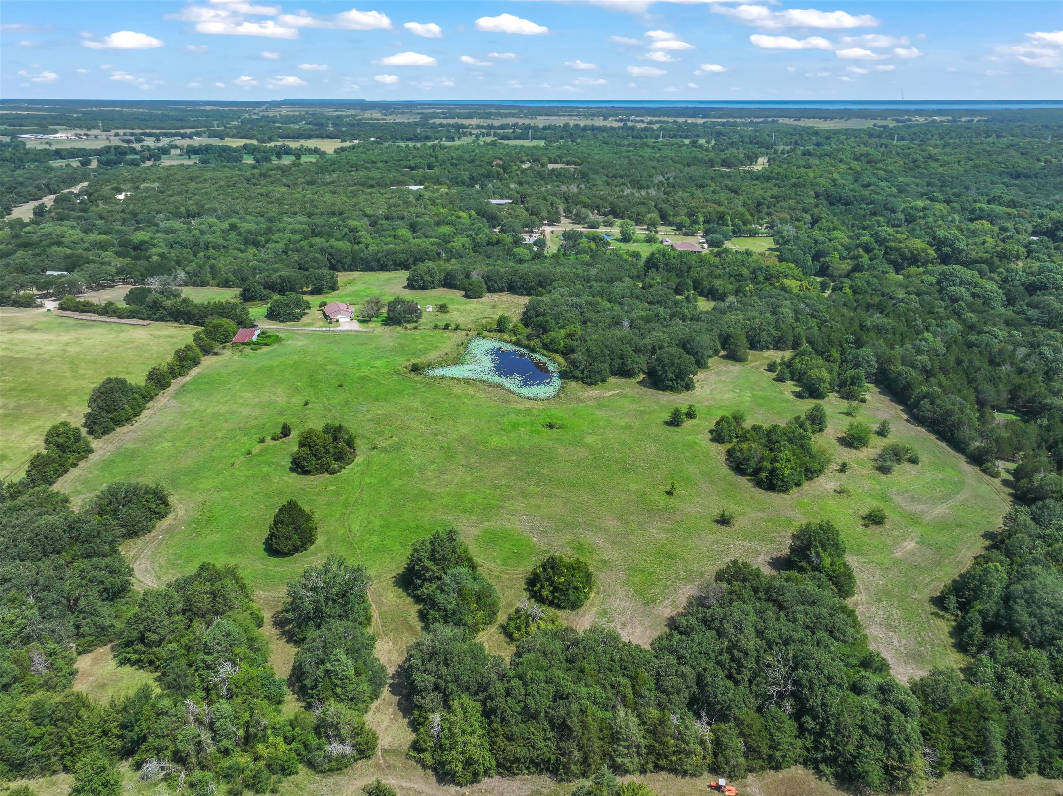 Wills Point, Texas, 75169, United States, 3 Bedrooms Bedrooms, ,3 BathroomsBathrooms,Residential,For Sale,1978262