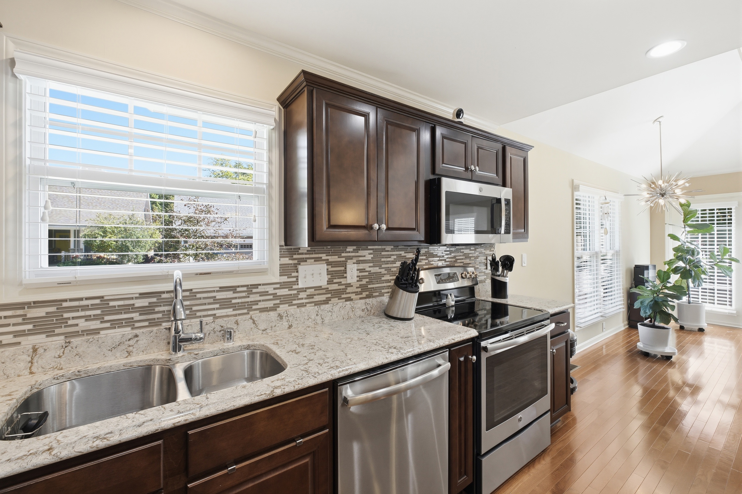  11201 Hammond Drive, Louisville, KY 40241 - 物件實景