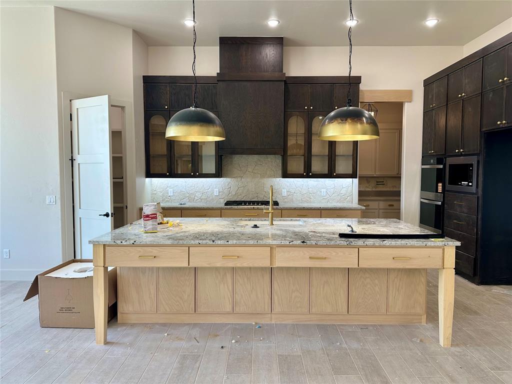 Goldsby, Oklahoma, 73093, United States, 4 Bedrooms Bedrooms, ,5 BathroomsBathrooms,Residential,For Sale,1992397