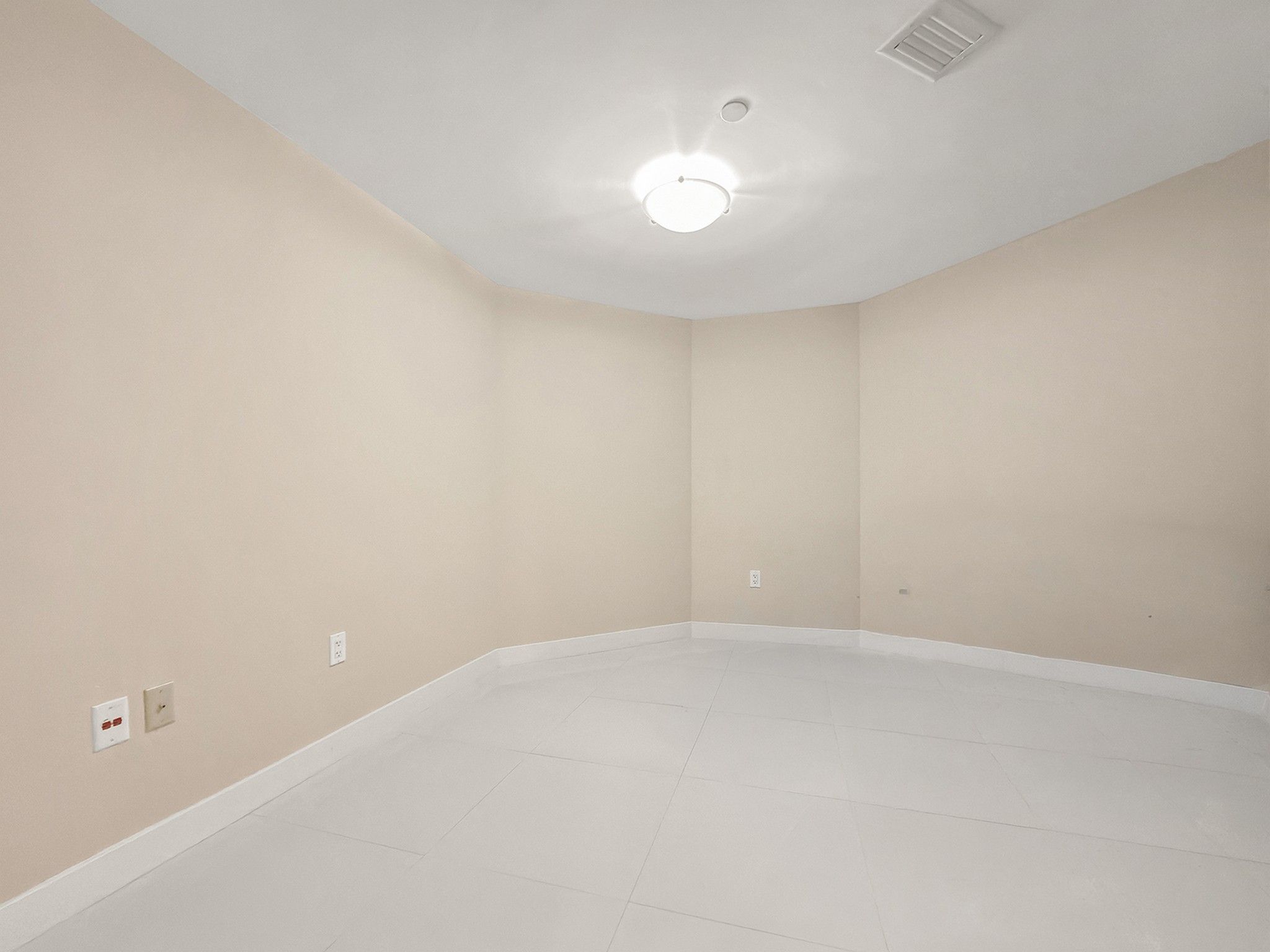  2831 N Ocean Boulevard, Fort Lauderdale, FL, 33308 - 物件實景
