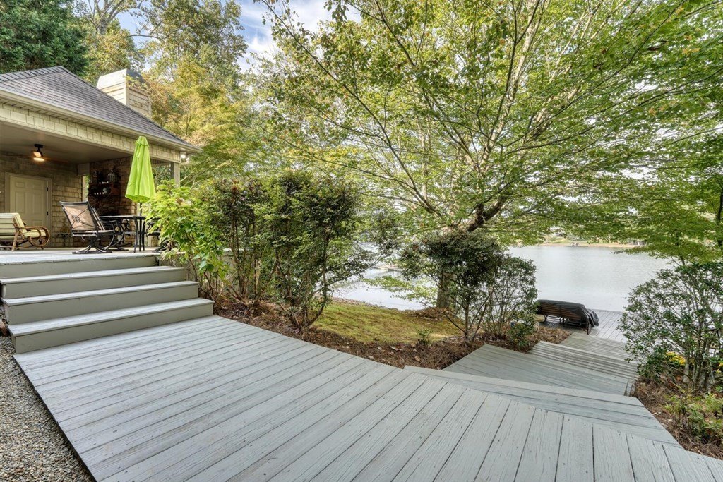 Young Harris, Georgia, 30582, United States, 3 Bedrooms Bedrooms, ,4 BathroomsBathrooms,Residential,For Sale,1975492