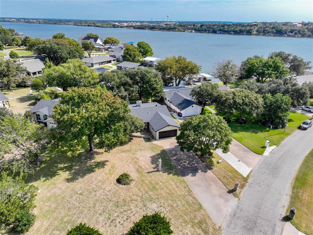 Granbury, Texas, 76049, United States, 3 Bedrooms Bedrooms, ,2 BathroomsBathrooms,Residential,For Sale,1984180