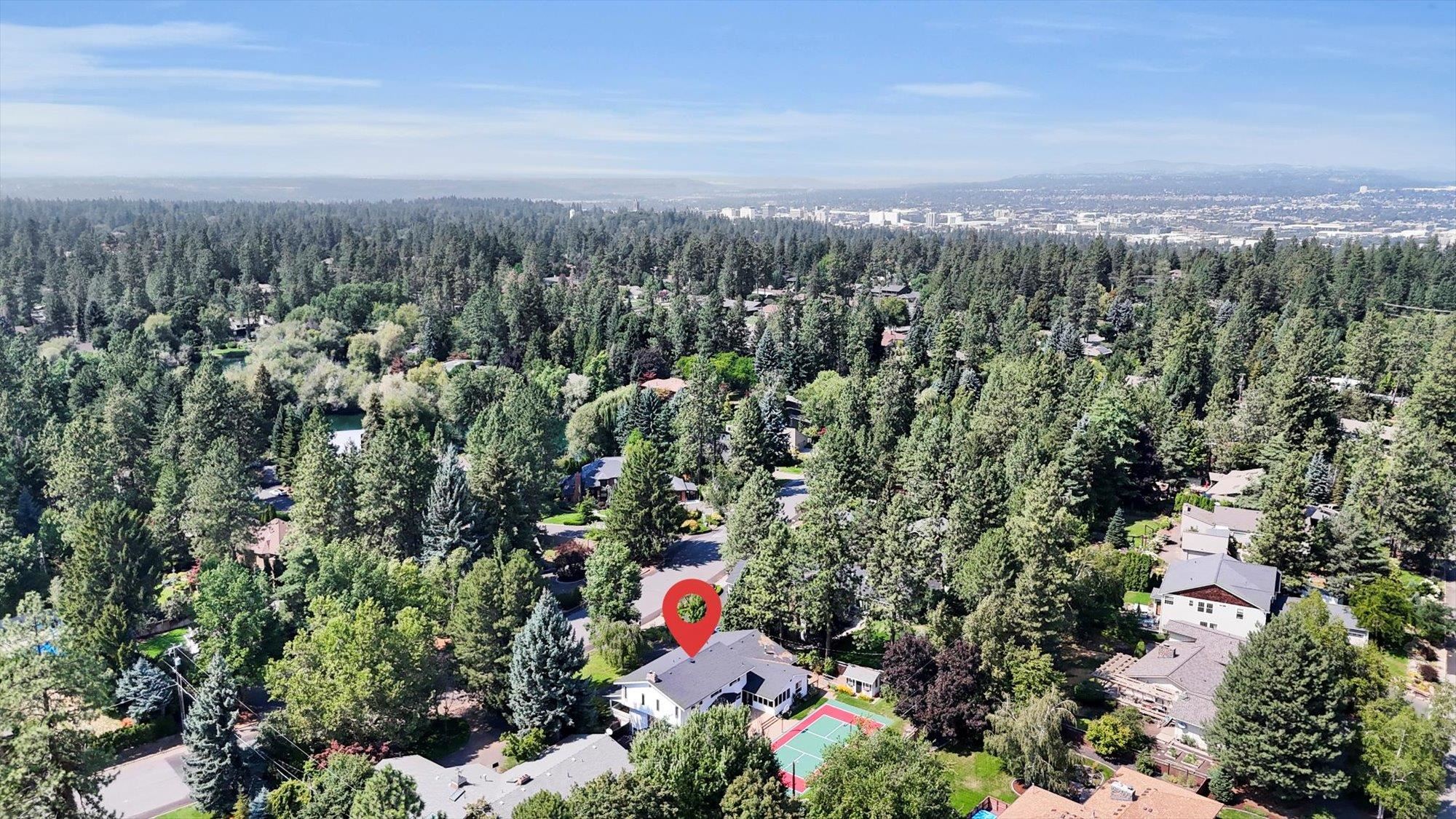 Spokane, Washington, 99203, United States, 5 Bedrooms Bedrooms, ,4 BathroomsBathrooms,Residential,For Sale,1914349