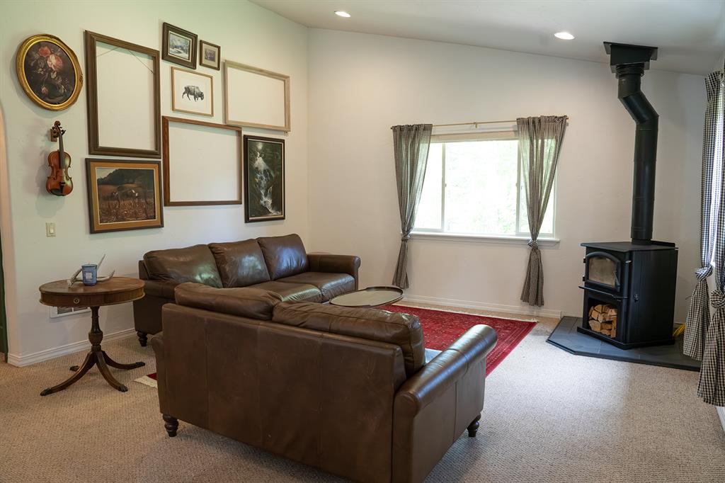 Kalispell, Montana, 59901, United States, 3 Bedrooms Bedrooms, ,3 BathroomsBathrooms,Residential,For Sale,2049347