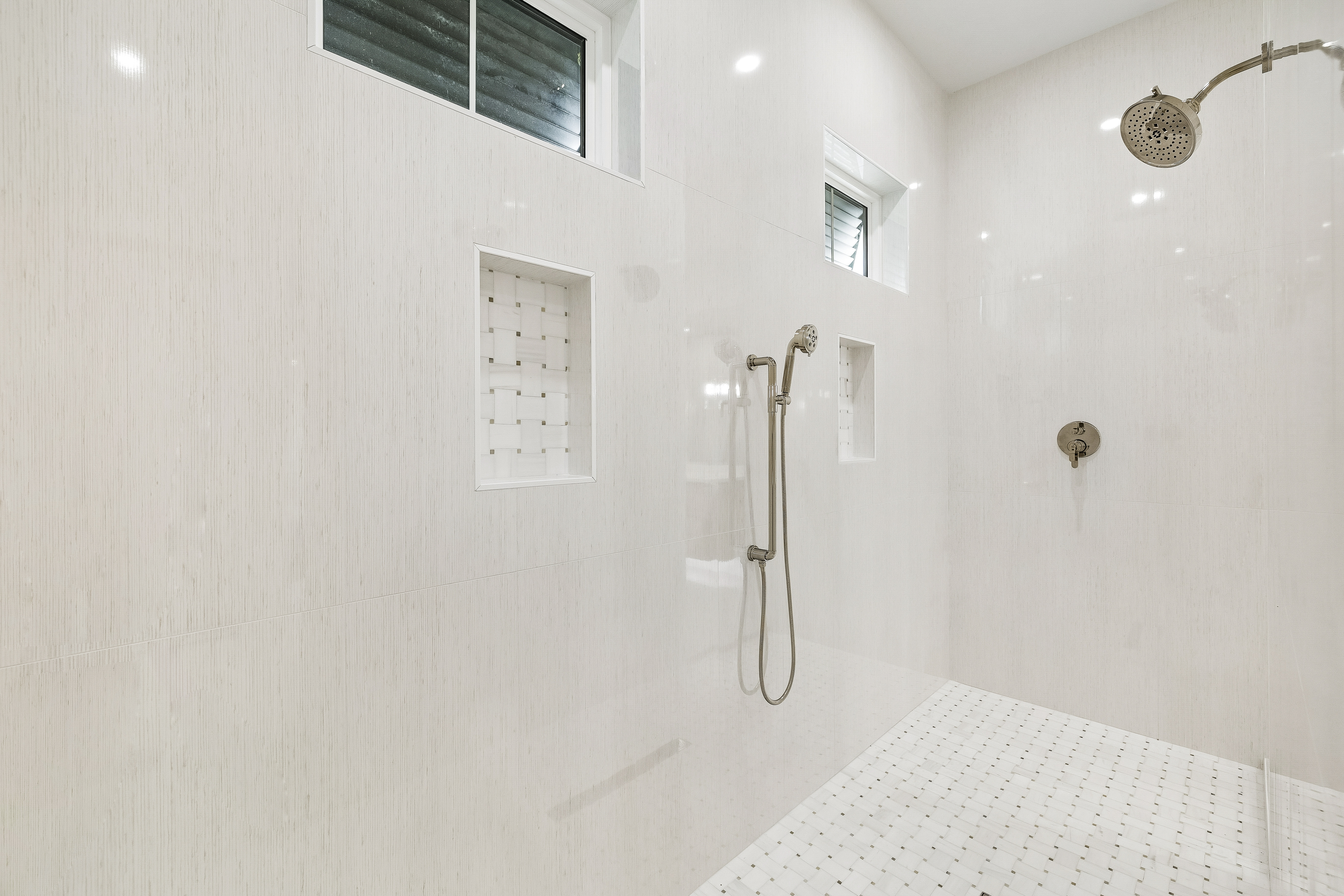  Exceptional New Construction Estate with Preserve Views in Burnt Pine - 物件實景