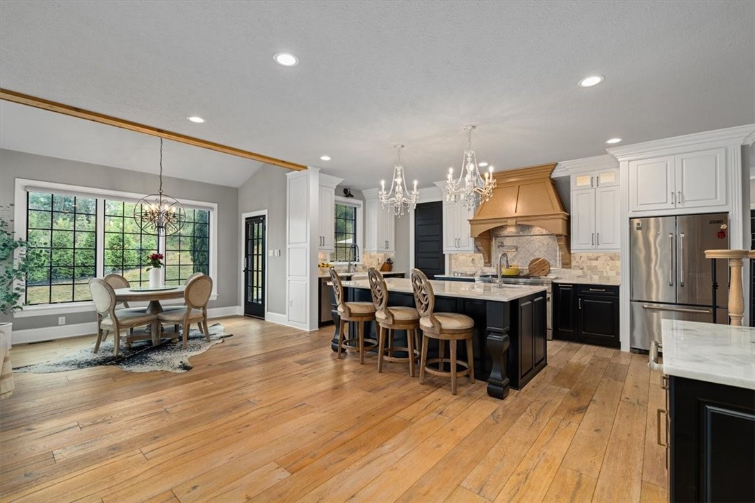 Cranberry Twp, Pennsylvania, 16066, United States, 4 Bedrooms Bedrooms, ,5 BathroomsBathrooms,Residential,For Sale,1940441