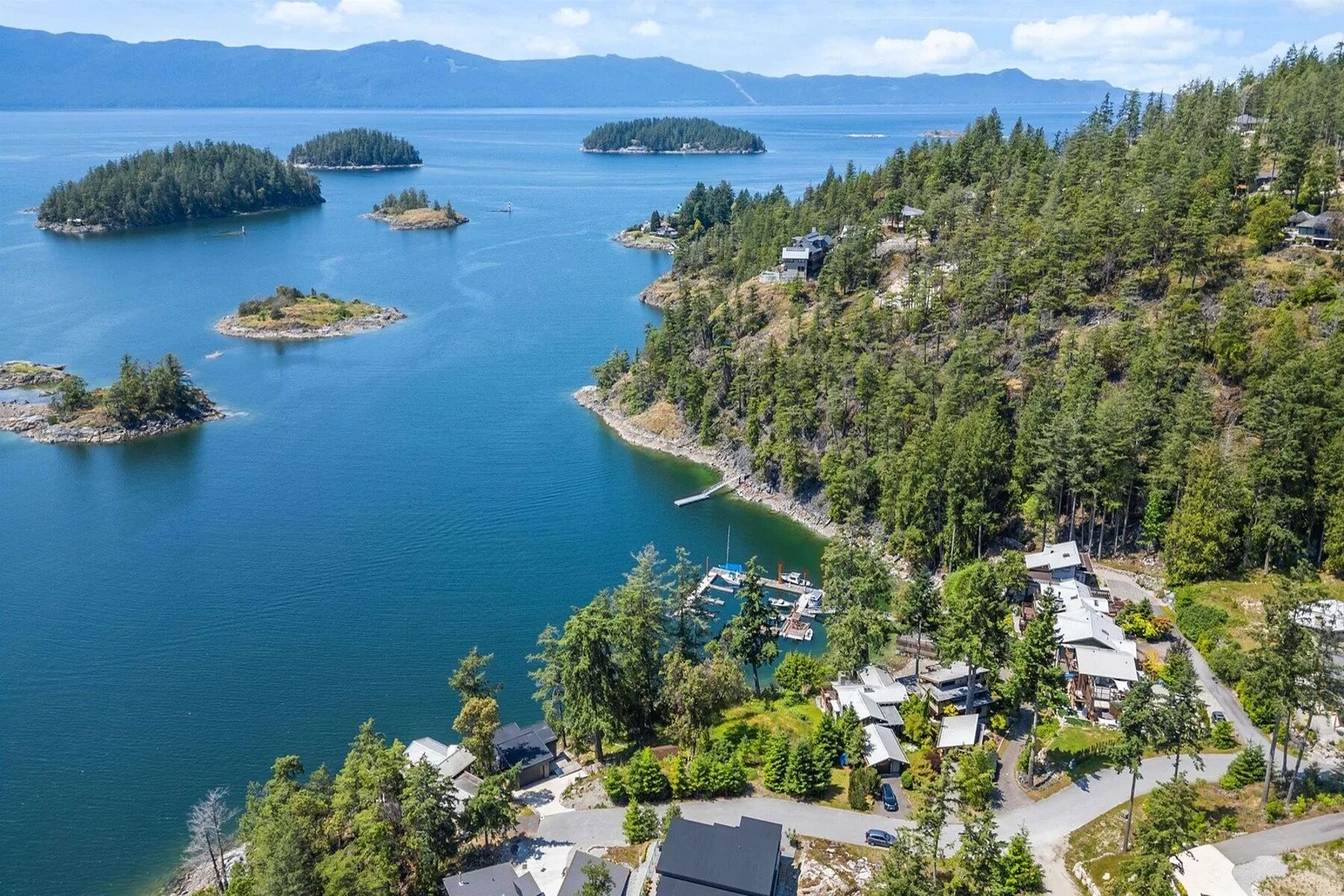  Garden Bay, Sunshine Coast - 物件實景