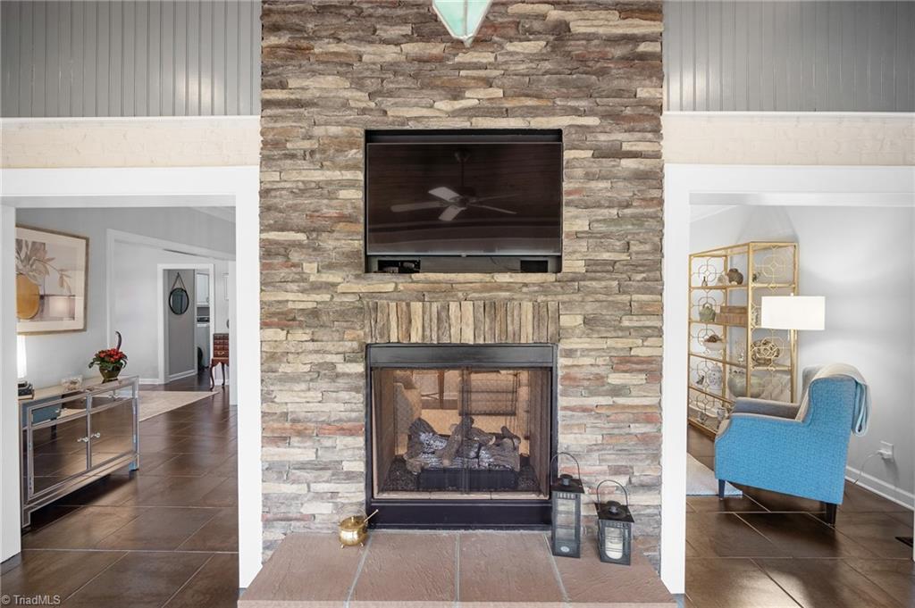 Lexington, North Carolina, 27292, United States, 3 Bedrooms Bedrooms, ,3 BathroomsBathrooms,Residential,For Sale,1925490