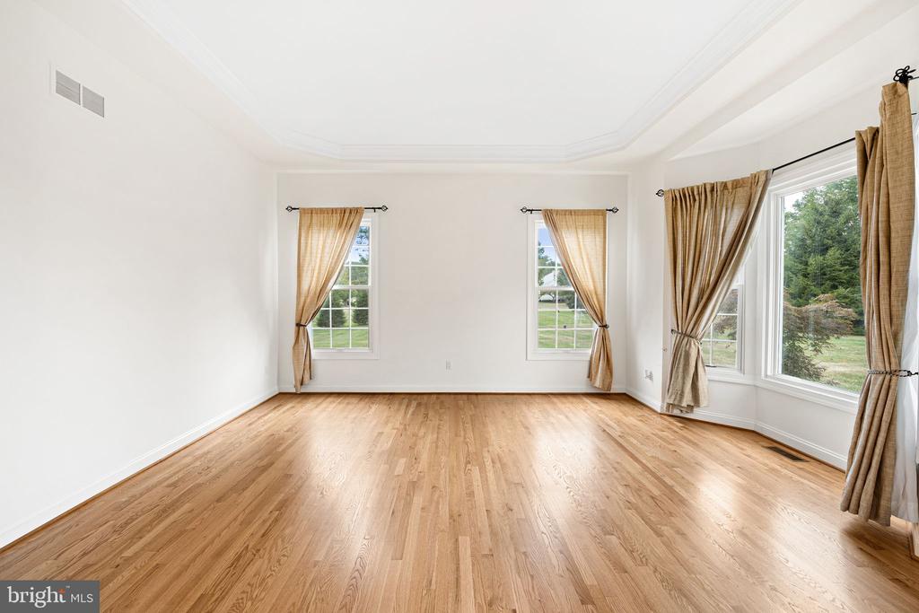 Newtown, Pennsylvania, 18940, United States, 4 Bedrooms Bedrooms, ,4 BathroomsBathrooms,Residential,For Sale,1941043