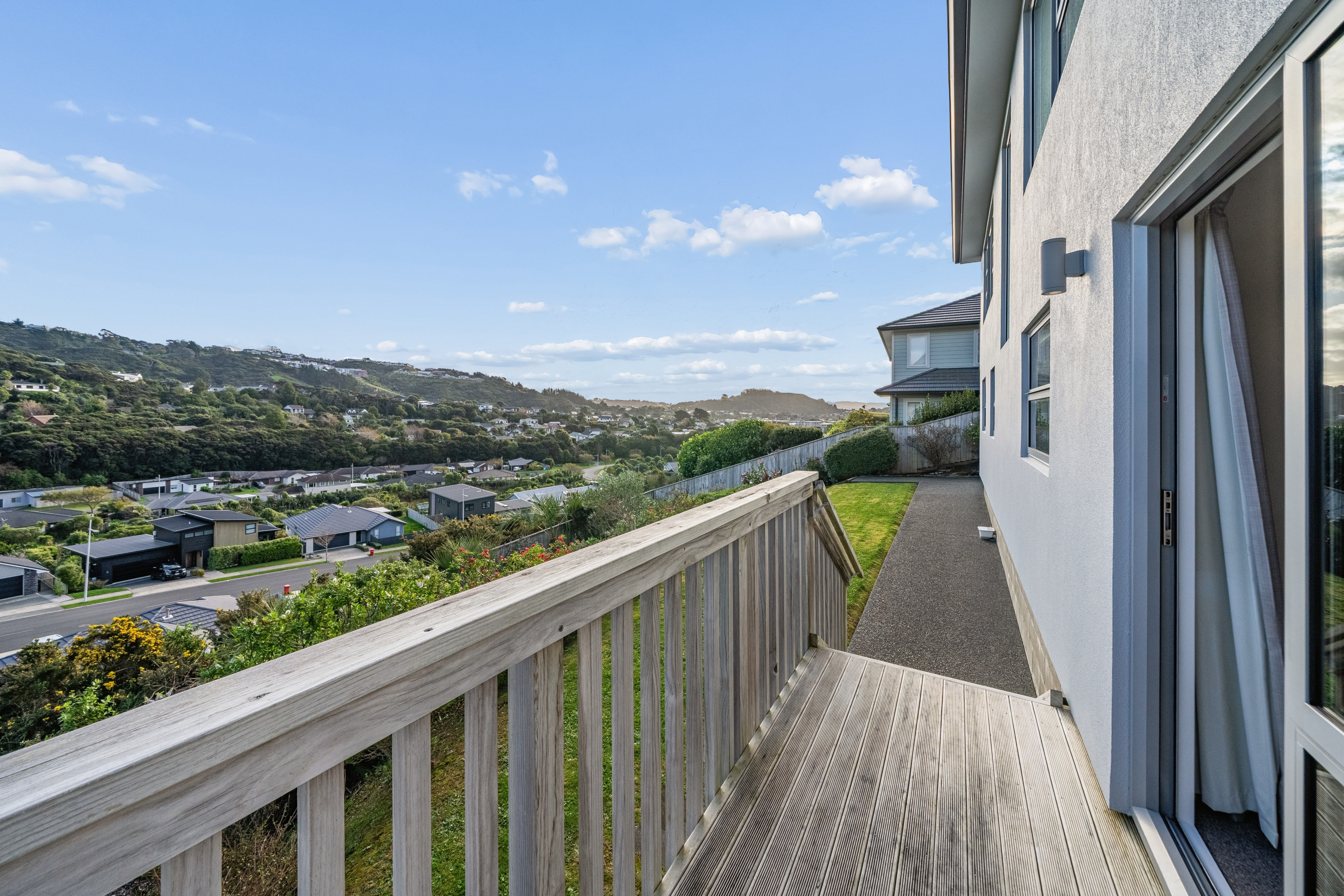  6 Bluejacket Place, Whitby, Porirua - 物件實景