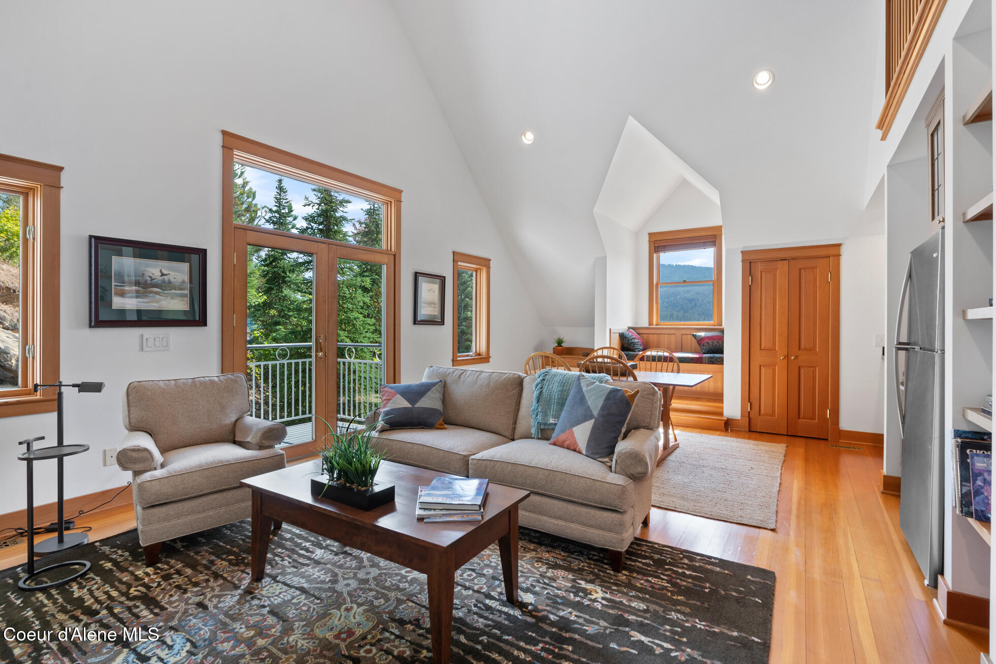 Coeur d'Alene, Idaho, 83814, United States, 4 Bedrooms Bedrooms, ,5 BathroomsBathrooms,Residential,For Sale,1864122