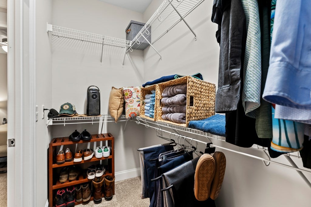 Ellijay, Georgia, 30536, United States, 3 Bedrooms Bedrooms, ,2 BathroomsBathrooms,Residential,For Sale,1987924