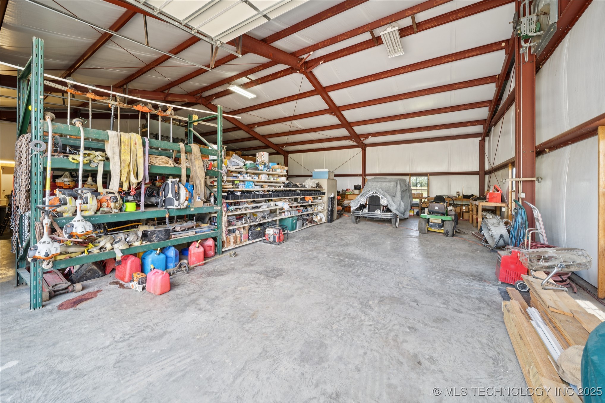 Pocola, Oklahoma, 74902, United States, 3 Bedrooms Bedrooms, ,3 BathroomsBathrooms,Residential,For Sale,1903793