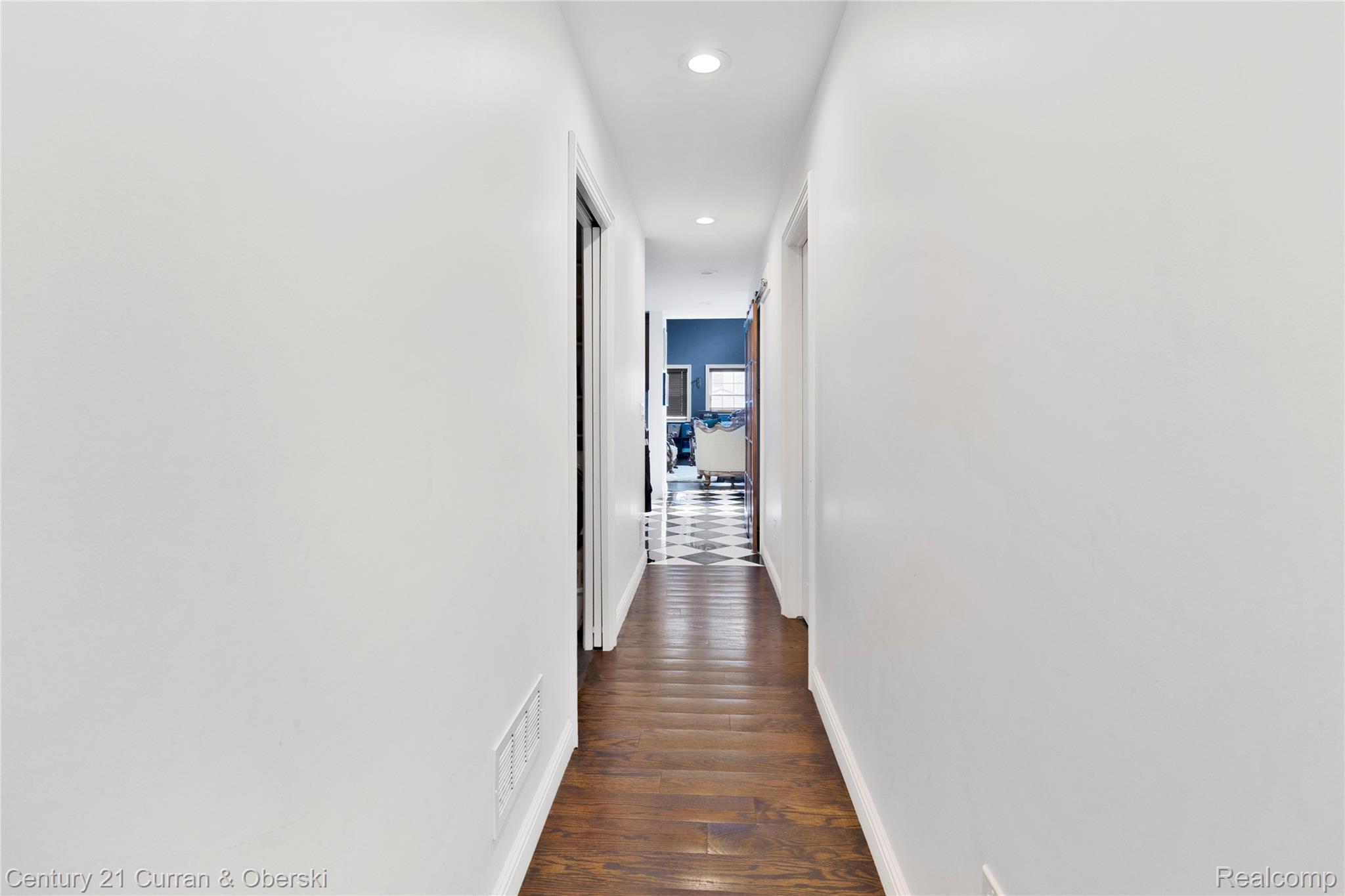 Dearborn, Michigan, 48124, United States, 4 Bedrooms Bedrooms, ,3 BathroomsBathrooms,Residential,For Sale,1921247