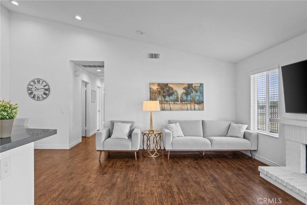 Diamond Bar, California, 91765, United States, 2 Bedrooms Bedrooms, ,1 BathroomBathrooms,Residential,For Sale,2012036