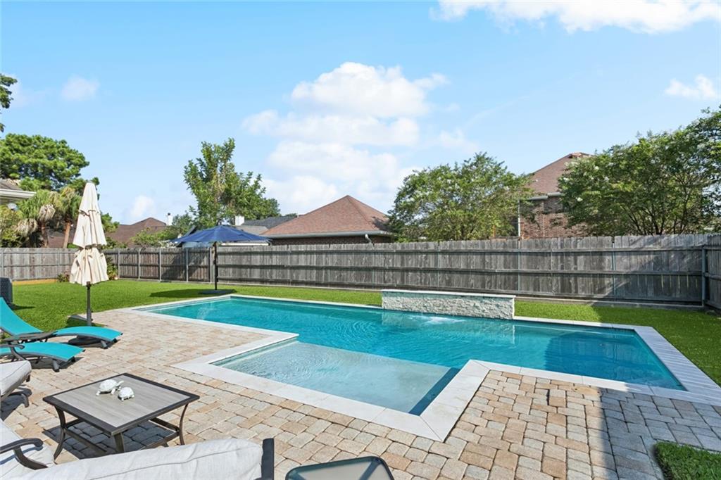 Harvey, Louisiana, 70058, United States, 4 Bedrooms Bedrooms, ,4 BathroomsBathrooms,Residential,For Sale,1919980